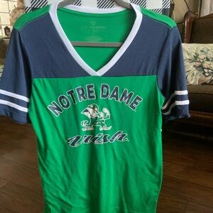 Colosseum Notre Dame Green and Navy Short Sleeve V-Neck Tee